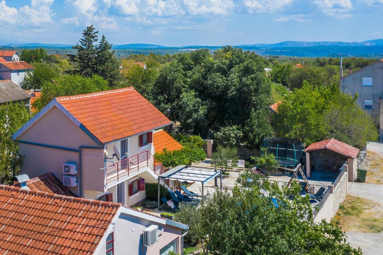 Holiday Home Rosko スクラーディン エクステリア 写真