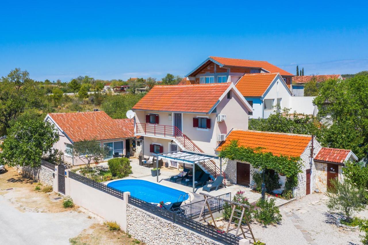 Holiday Home Rosko スクラーディン エクステリア 写真